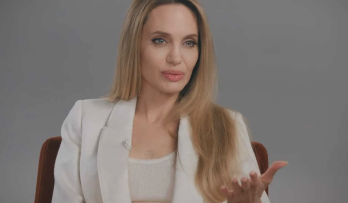 Анджелина Джоли готовится нанести болезненный удар по карьере Брэда Питта