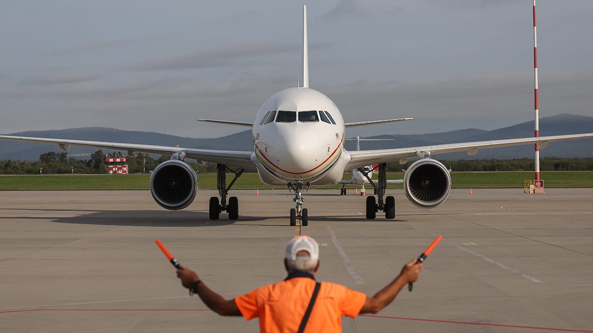 Готовившийся к аварийной посадке Sukhoi Superjet успешно приземлился во Внукове