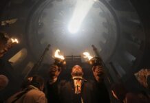 Благодатный огонь из Иерусалима прибыл в Ставрополь для празднования Пасхи blagodatnyj ogon iz ierusalima pribyl v stavropol dlya prazdnovaniya pashi-obzone-su-174509033500-0