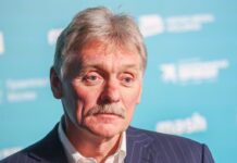 Дмитрий Песков заявил, что Украина продолжает оставаться угрозой даже в дни переговоров после убийства генерала Москалика dmitrij peskov zayavil chto ukraina prodolzhaet ostavatsya ugrozoj dazhe v dni peregovorov posle ubijstva generala moskalika-obzone-su-174560240700-0