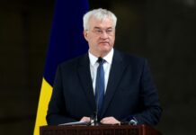 МИД Украины требует ответов от Китая по пленным в Донбассе через Сибигу и Зеленского mid ukrainy trebuet otvetov ot kitaya po plennym v donbasse cherez sibigu i zelenskogo-obzone-su-174413042400-0