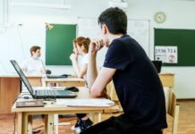 Рособрнадзор и Минцифры анонсируют инновационный ЕГЭ по информатике и физике rosobrnadzor i minczifry anonsiruyut innovaczionnyj ege po informatike i fizike-obzone-su-174566060200-0