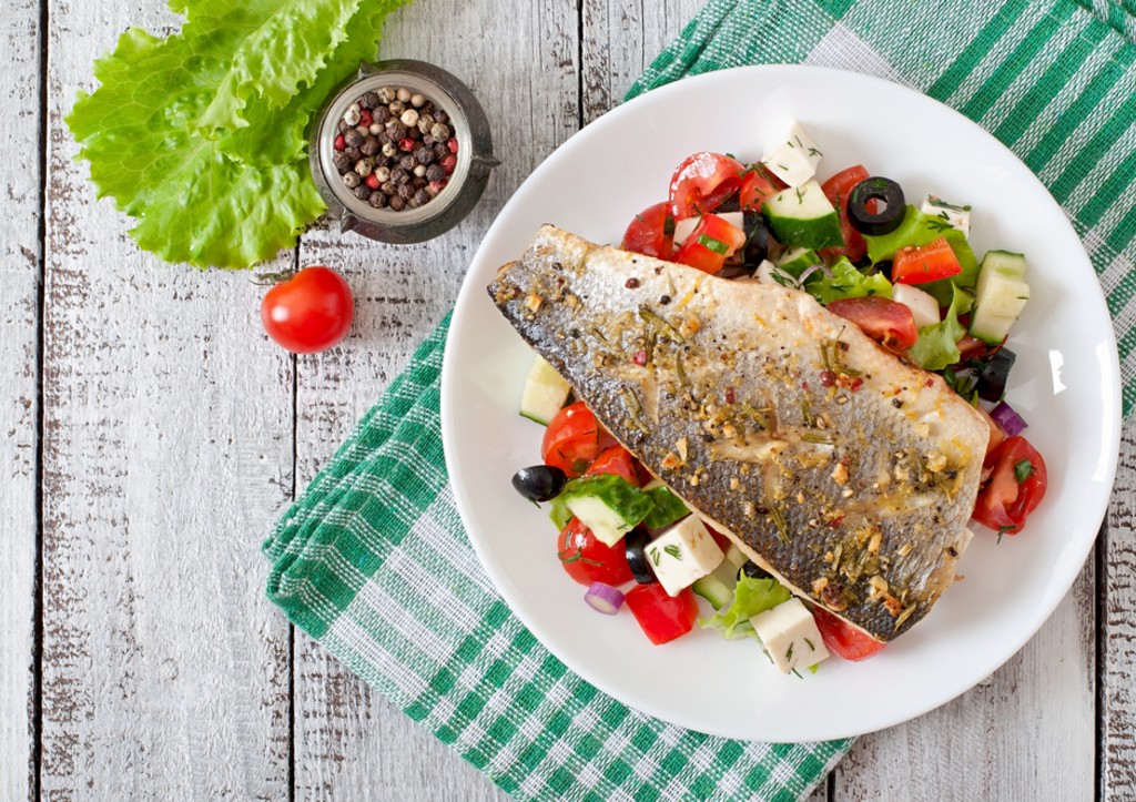 Не лосось и не скумбрия: названа рыба, которая продлевает жизнь