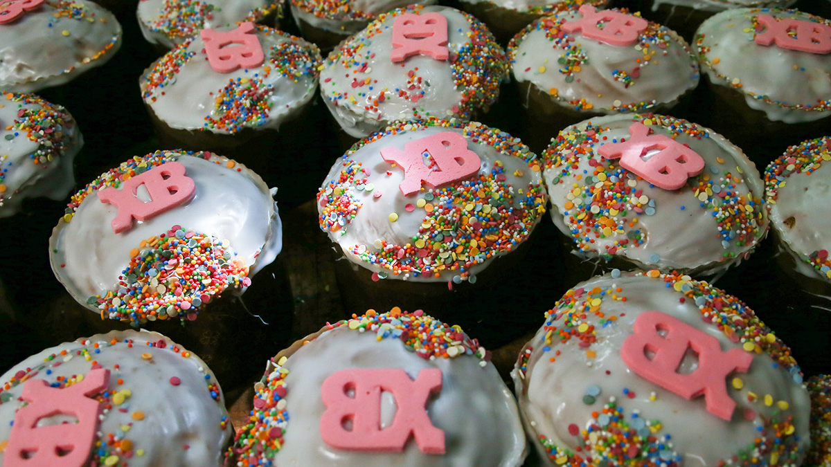 Сколько можно съесть кулича и яиц на Пасху