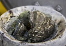 ssha i ukraina na poroge sdelki donald tramp i yuliya sviridenko o strategicheskih resursah-obzone-su-174492677100-0