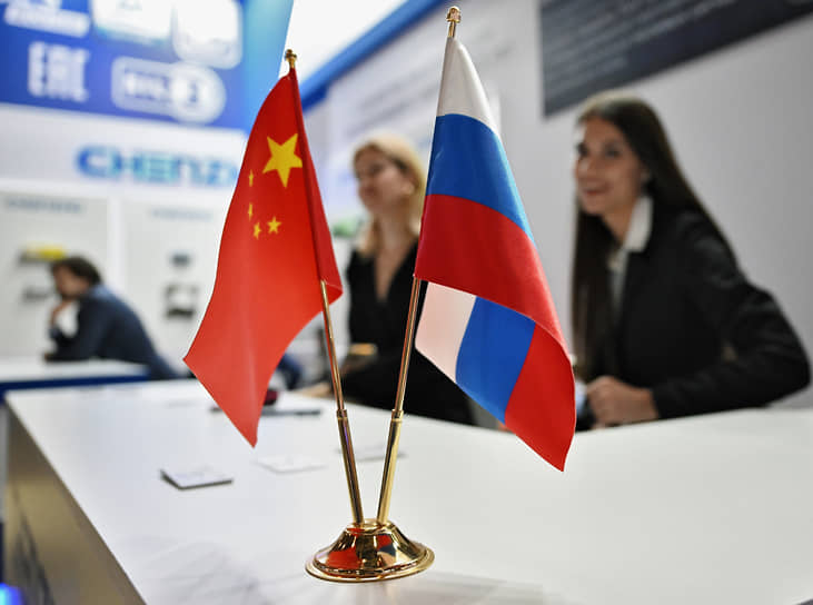 Т-Банк и Сбербанк привлекают китайских клиентов, наблюдается рост вкладов и РКО-0