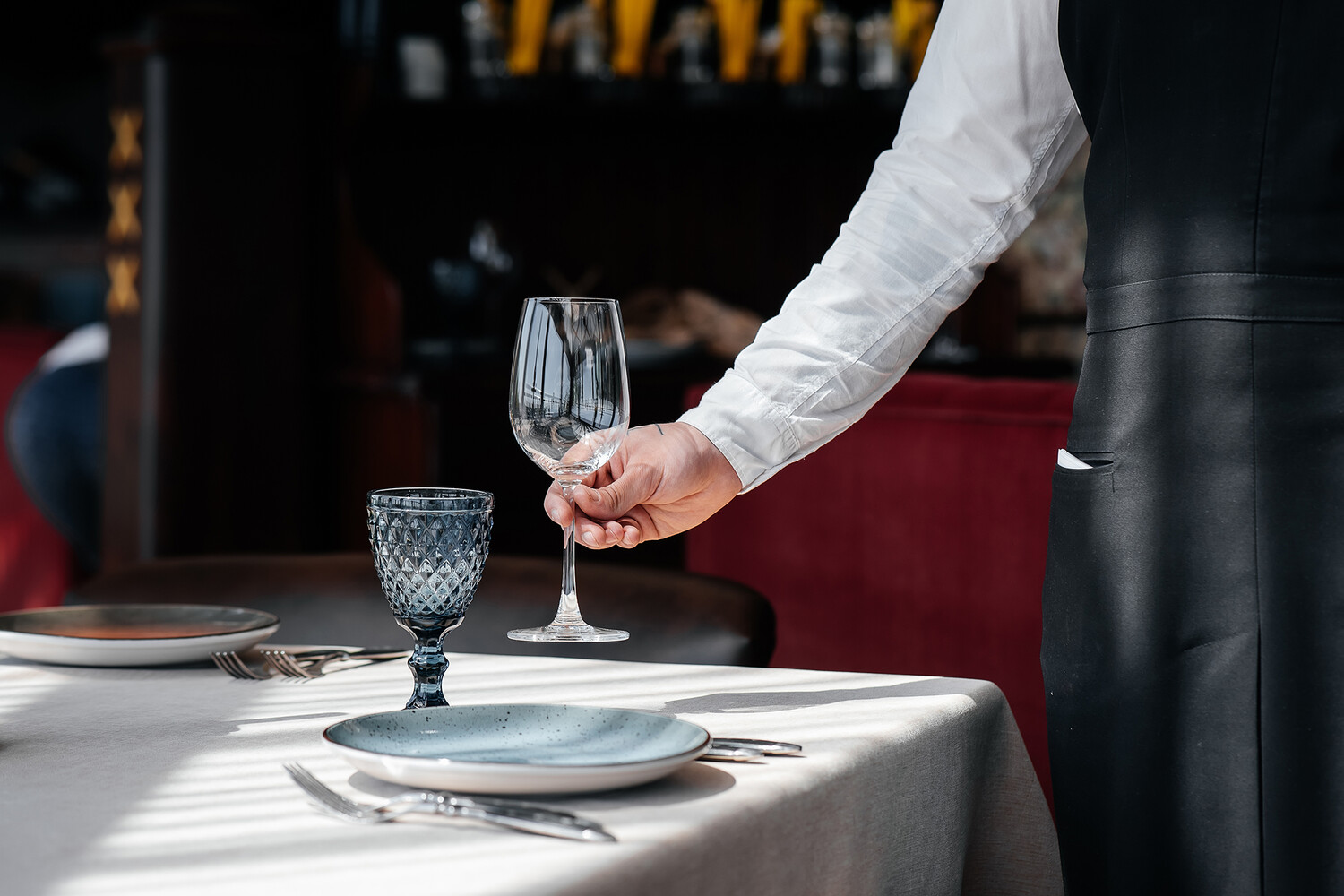 Успешный разгром аферы отца и сына во Франции 100 ресторанов Тулона вздохнули с облегчением-0