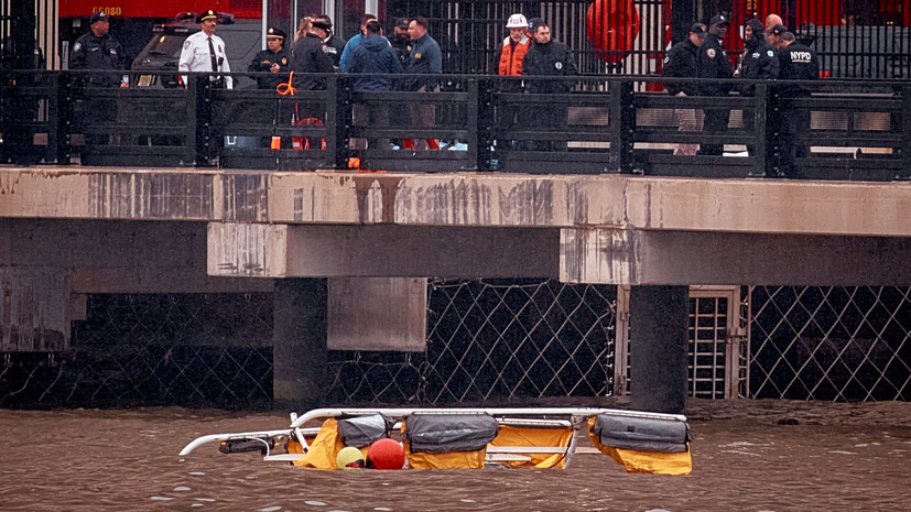 Авиаэксперт Михеев назвал возможные причины падения вертолёта в Нью-Йорке