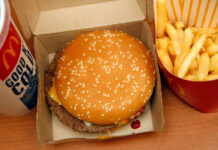 Возвращение Starbucks и Hyundai Motor Group в РФ - аналитика от Amcham и Юрия Богомолова vozvrashhenie i v rf analitika ot i yuriya bogomolova-obzone-su-174462697900-0