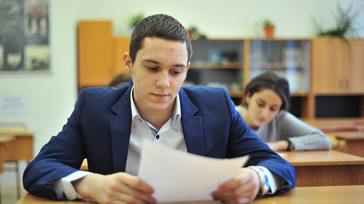 Москвичи получили более половины дипломов на Всероссийской олимпиаде школьников по праву