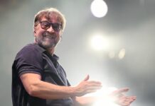 Юрий Шевчук обсуждает скандал с ДДТ, Аллу Пугачеву и исчезновение yurij shevchuk obsuzhdaet skandal s ddt allu pugachevu i ischeznovenie-obzone-su-174569168500-0