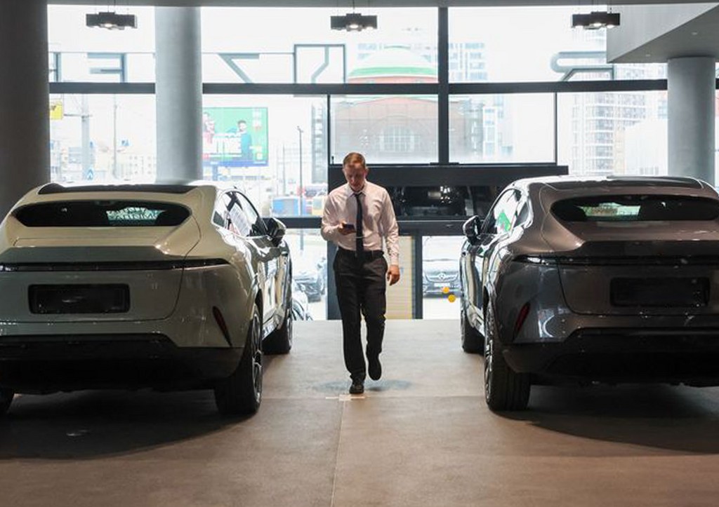 Россия нарастила покупки автомобилей из одной страны до годового максимума