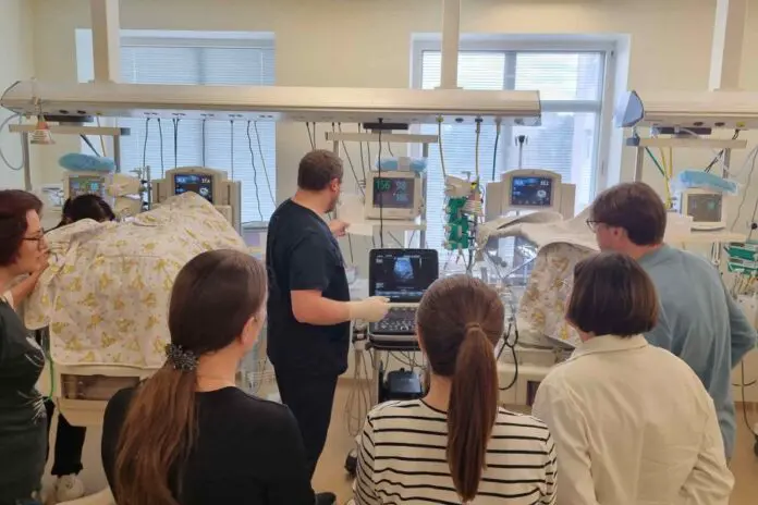 Евро-Азиатский неонатальный форум в ОДКБ Екатеринбурга открывает новые горизонты-0