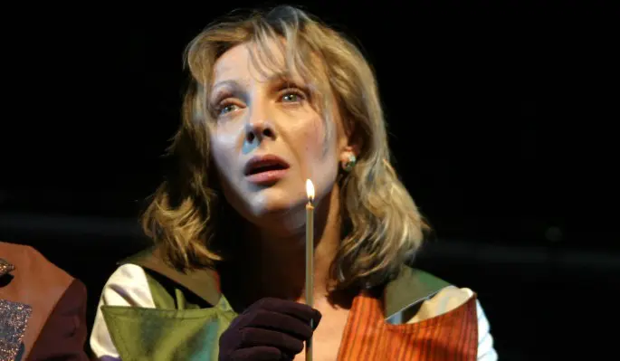 Психолог объяснил любовь сына Яковлевой к татуировкам