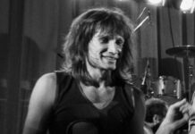 Игорь Молчанов вспоминает о легенде «Арии» и основателе «Мастера» igor molchanov vspominaet o legende arii i osnovatele mastera-obzone-su-174619545400-0