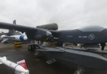 Китайский дрононосец нового поколения Jiu Tian готовится к полёту в июне kitajskij drononosecz novogo pokoleniya gotovitsya k polyotu v iyune-obzone-su-174765863100-0