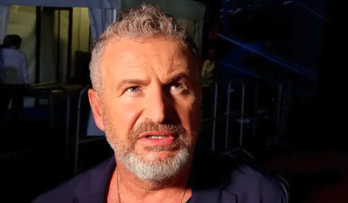 Ублажал и массировал: Агутина и Варум засняли во время откровенных ласк