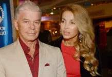 Олег Газманов и Марина Муравьева поделились историей взросления сына Филиппа oleg gazmanov i marina muraveva podelilis istoriej vzrosleniya syna filippa-obzone-su-174871473800-0