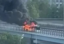 pozharnye operativno likvidirovali vozgoranie avtobusa na novokurkinskom shosse v moskve-obzone-su-174784564100-0