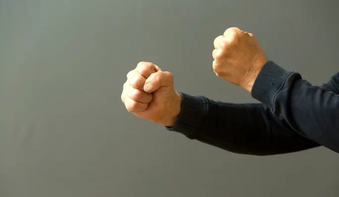 Озлобленная толпа избила школьника под Новосибирском из-за однополой дружбы