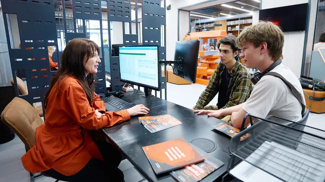 Как столичная служба занятости помогает начинающим специалистам в поиске работы