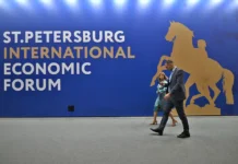 Бойцы Никита Веретин и Дмитрий Пронин изменили ход боя под прицелом Минобороны РФ bojczy nikita veretin i dmitrij pronin izmenili hod boya pod priczelom minoborony rf-obzone-su-0