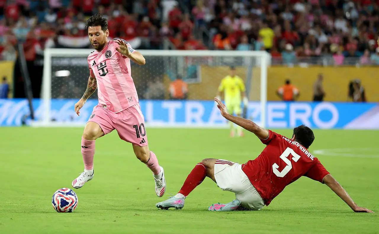 Лионель Месси в матче кубка открытия клубного чемпионата мира по футболу  Аль Ахли     Интер Майами  (Kevin C. Cox / Getty Images)