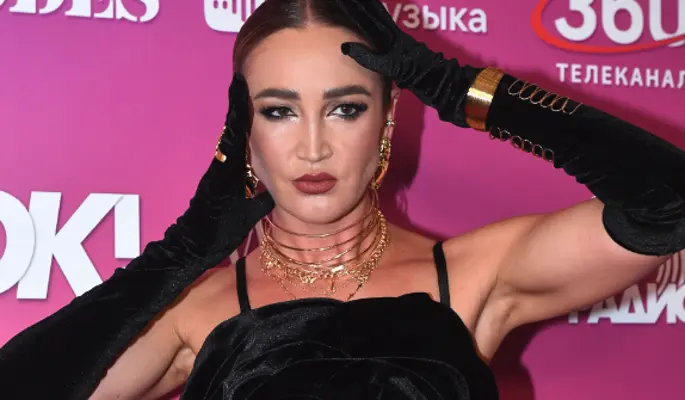 Бузова обратилась к потенциальным ухажерам во время тренировки