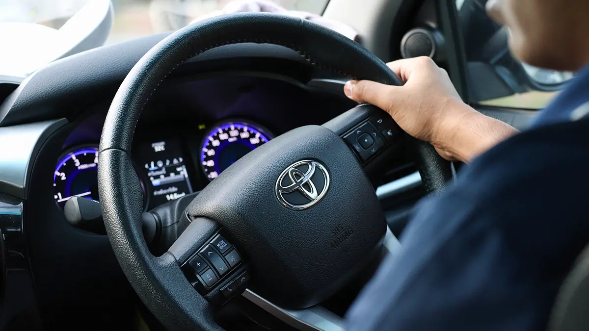 Сына экс-замглавы СБУ разыскивают в Москве из-за взятого в аренду автомобиля