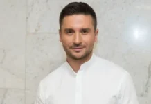 Сергей Лазарев в Омске и Красноярске трогательно поздравил Валентину Викторовну sergej lazarev v omske i krasnoyarske trogatelno pozdravil valentinu viktorovnu-obzone-su-174889974900-0