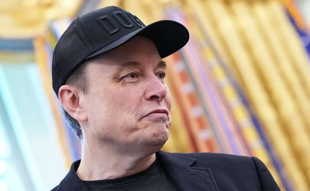 Илон Маск (Kevin Dietsch / Getty Images)