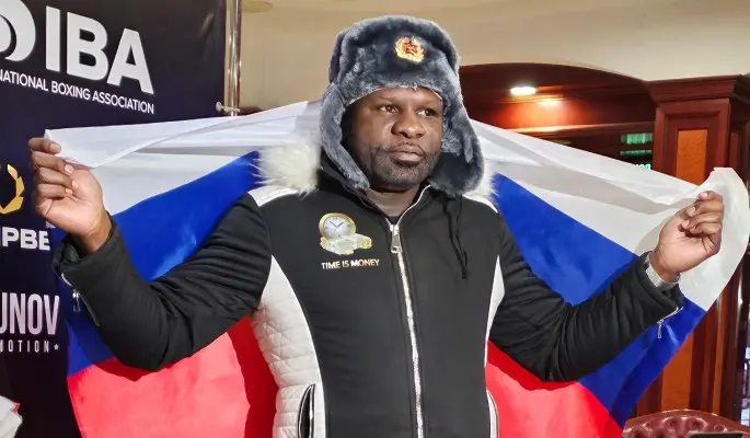 Американский боксер взял отчество в честь Путина и объявил о получении российского гражданства