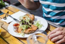 Неожиданные причины включить рыбу в рацион советуют Владимир Гордеев и Катерина Падолка neozhidannye prichiny vklyuchit rybu v raczion sovetuyut vladimir gordeev i katerina padolka-obzone-su-0