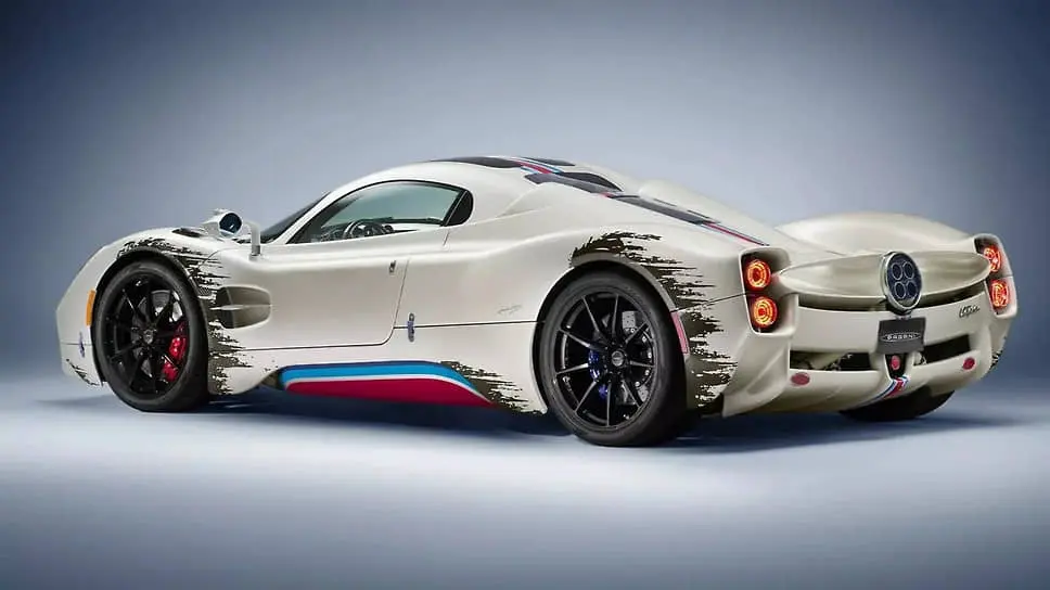 Pagani Utopia The Coyote представляет собой эксклюзивный шедевр с ливреей Martini Racing и мощностью Mercedes-AMG-0