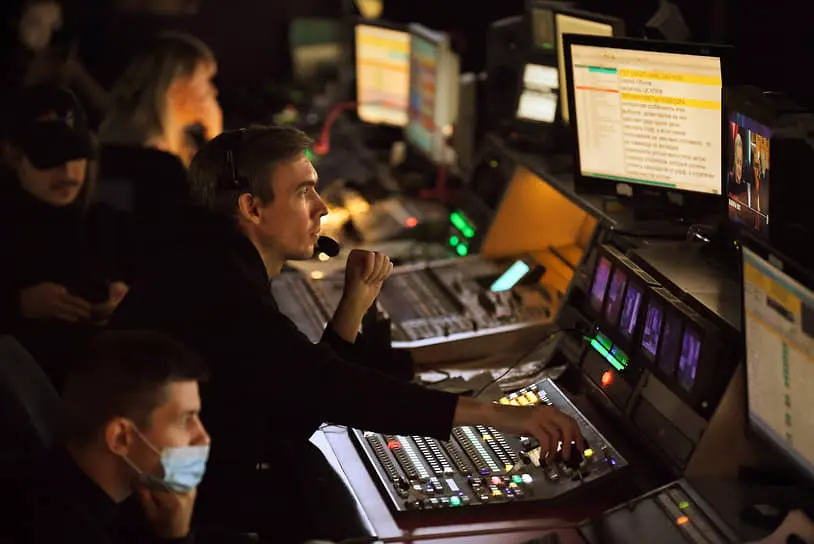 Прогнозы HeadHunter и Hybrid о росте зарплат в креативной индустрии-0