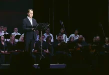 v parke gorkogo prohodyat yarkie dni festivalya gorkij s serguninoj i mironovym-obzone-su-0