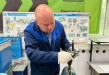 vladimir putin zapuskaet konkurs dlya geroev svo na kazanskom vertoletnom zavode-obzone-su-0