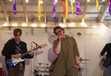 Яркий День Исети в Екатеринбурге с Анастасией Катаковой и концертом yarkij den iseti v ekaterinburge s anastasiej katakovoj i konczertom-obzone-su-0