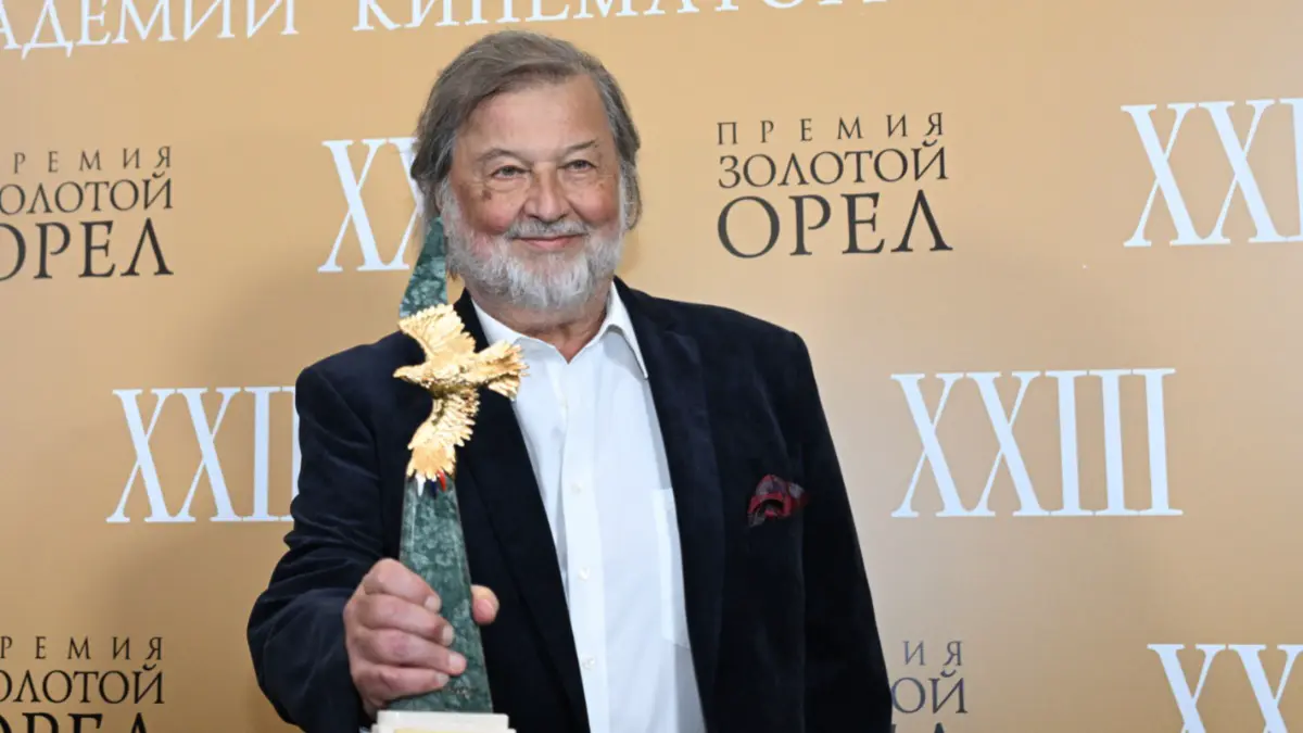 Композитор Алексей Рыбников на премии «Золотой Орел» с наградой за вклад в кинематограф