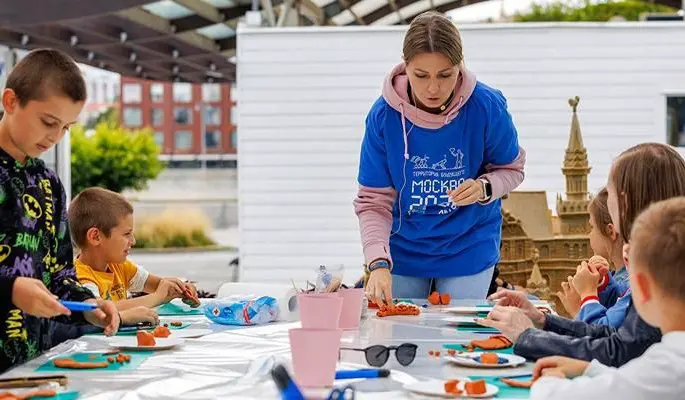 Семейный маршрут-приключение по ключевым площадкам форума-фестиваля "Москва-2030"