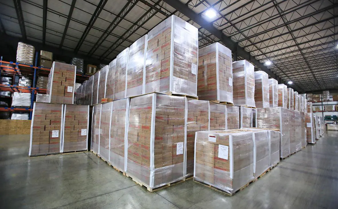 Продовольственная помощь США на складе Edesia Nutrition в Норт-Кингстауне, штат Род-Айленд, 15 мая 2025 г. (Lauren Owens Lambert / Reuters)