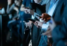 Экспорт смартфонов из Южной Кореи в Россию достиг рекордных уровней eksport smartfonov iz yuzhnoj korei v rossiyu dostig rekordnyh urovnej-obzone-su-0