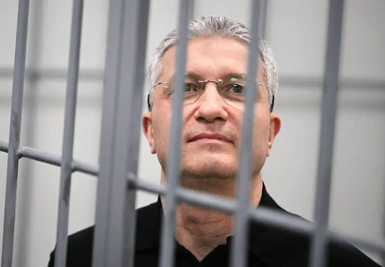 Тимур Иванов