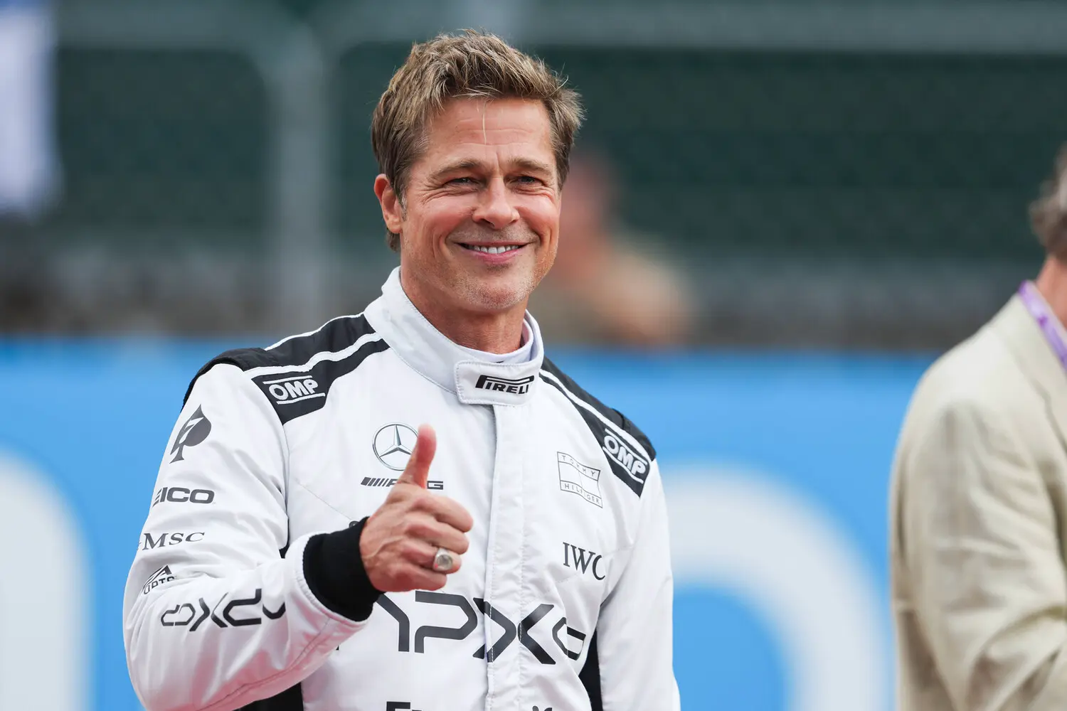 Гоночная мода Брэда Питта оживляет стиль F1 с помощью Apple Original Films-0