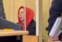 Инцидент с Mercedes-Benz G63 AMG произошел у бара «Министерство» в Санкт-Петербурге inczident s 63 proizoshel u bara ministerstvo v sanktpeterburge-obzone-su-0