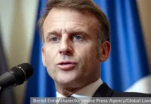 Кризис для Макрона возникает после увольнения Байру, Лекорню и Барделла krizis dlya makrona voznikaet posle uvolneniya bajru lekornyu i bardella-obzone-su-0