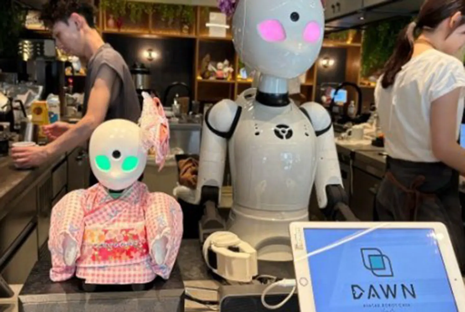 Роботы OriHime создают новые возможности в кафе Dawn по замыслу Ори Ёсифудзи-0