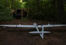 Ростовские дома подверглись атаке беспилотников от ВСУ rostovskie doma podverglis atake bespilotnikov ot vsu-obzone-su-0