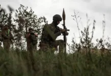 vyacheslav gladkov i valentin demidov stali zhertvami dipfejkataki v belgorodskoj oblasti-obzone-su-0