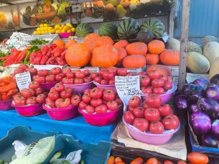 Овощи на Спортивном рынке ИА PrimaMedia